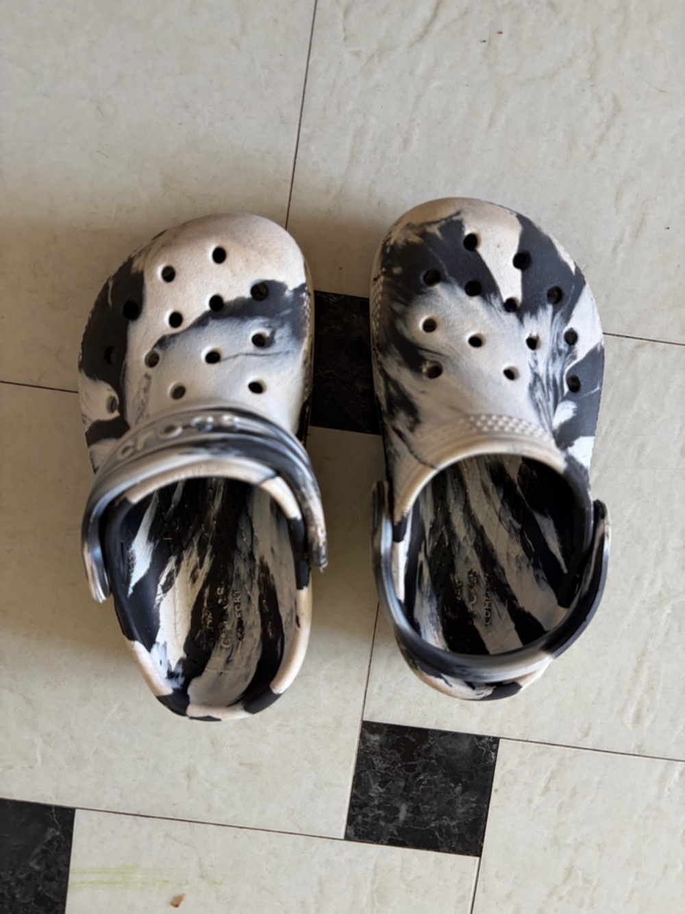 CROCS Kids Black & White Marble-Pattern Clogs
